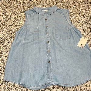 Sleeveless Button Up shirt